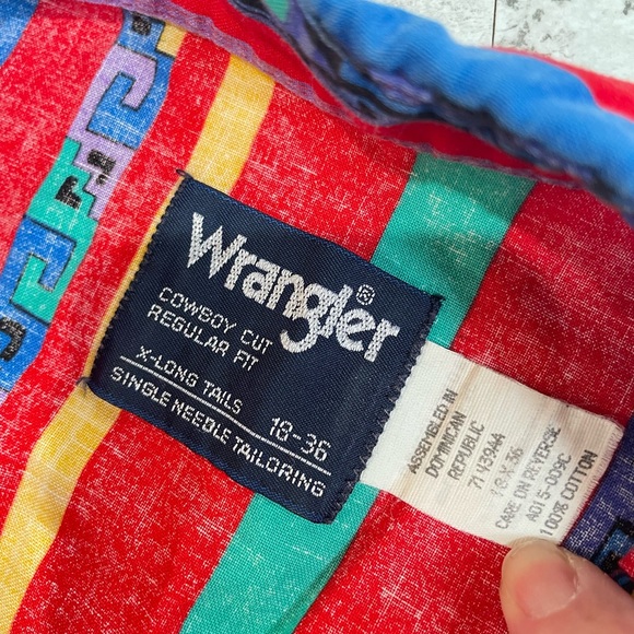 VINTAGE 90s WRANGLER SHIRT MENS 18-36 BUTTON UP AZTEC RED YELLOW BLUE WESTERN - Picture 3 of 15